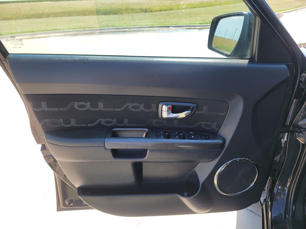 2013 Kia Soul Image 8