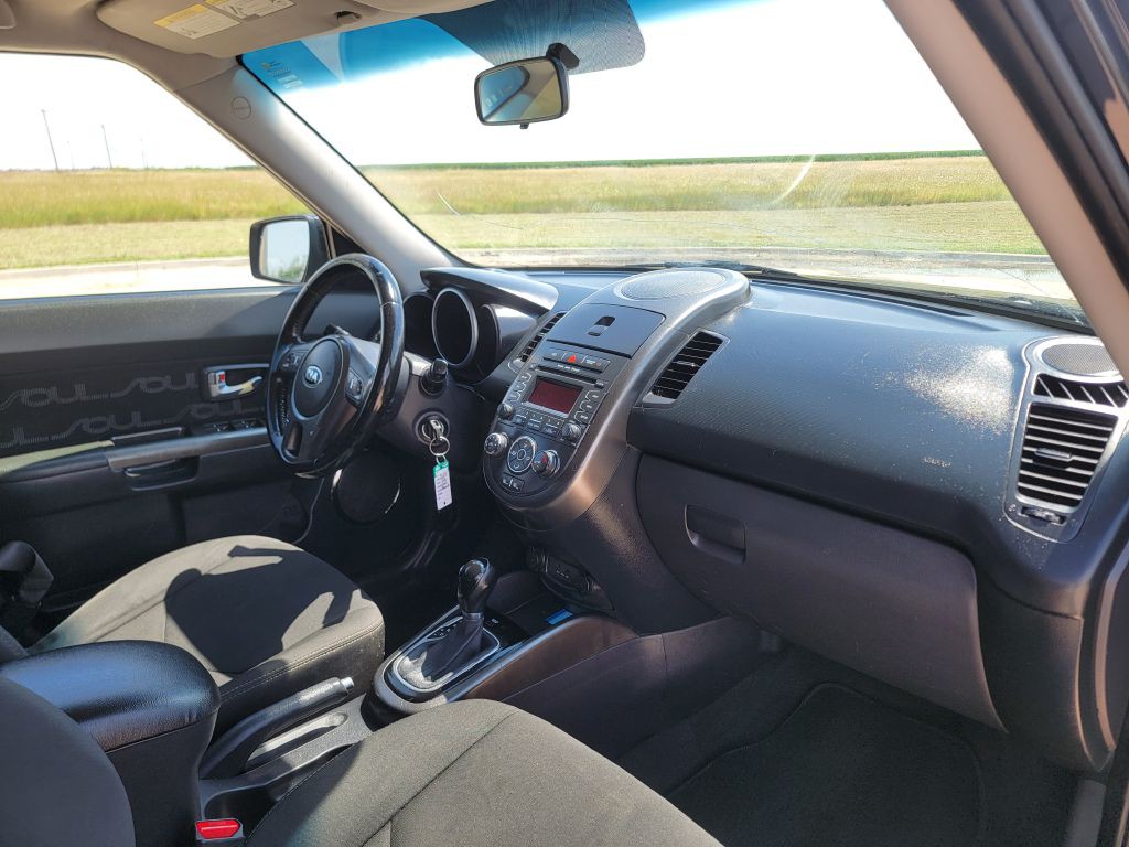 2013 Kia Soul Image 16