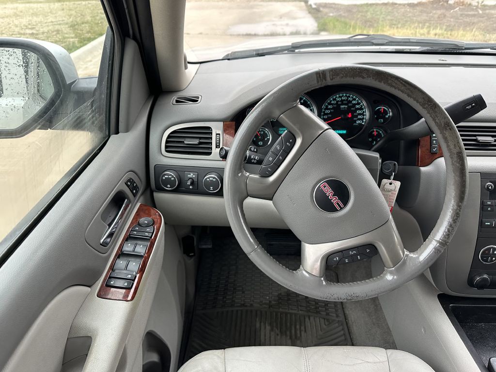 2012 GMC Yukon Image 17