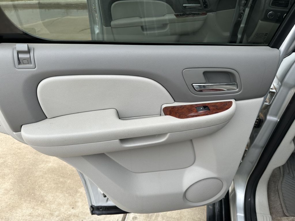 2012 GMC Yukon Image 24
