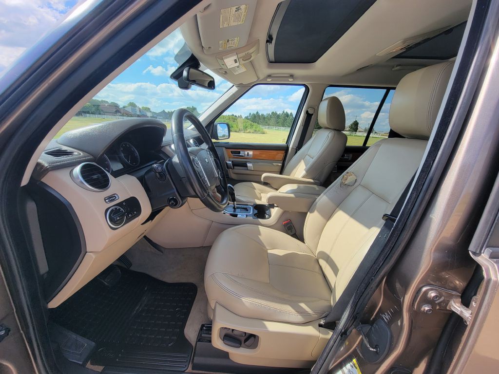 2011 Land Rover LR4 Image 7