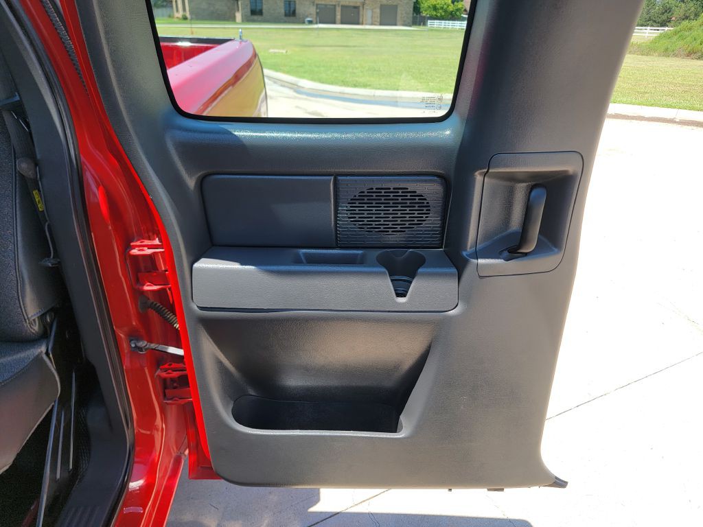 2006 Chevrolet Silverado 1500 Image 10