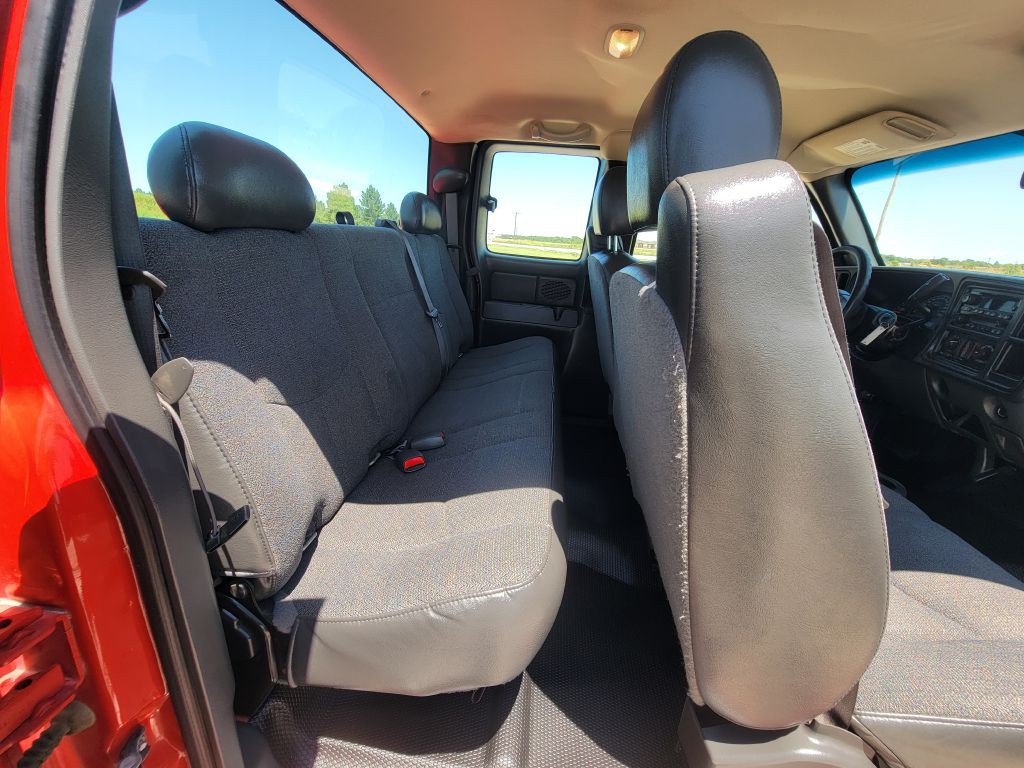 2006 Chevrolet Silverado 1500 Image 11