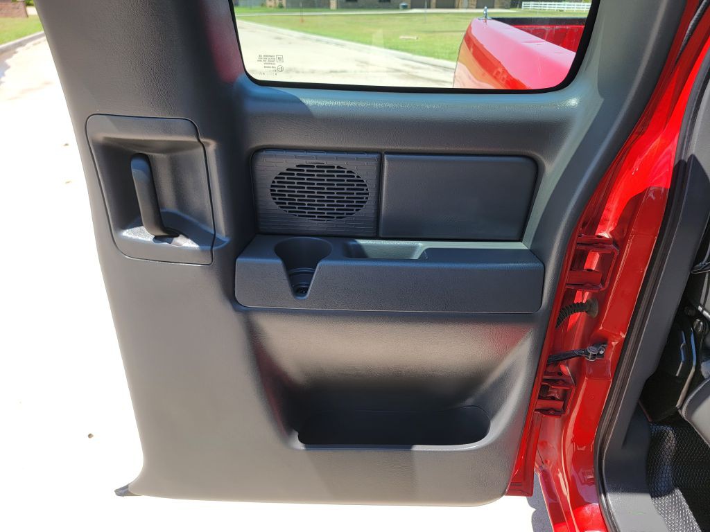 2006 Chevrolet Silverado 1500 Image 12