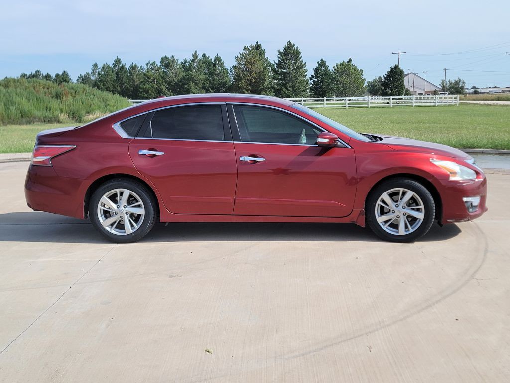 2014 Nissan Altima Image 3