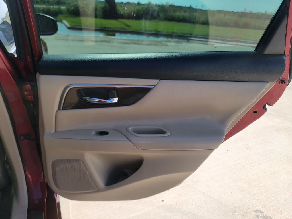 2014 Nissan Altima Image 12