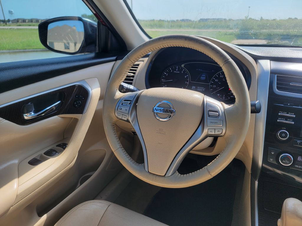 2014 Nissan Altima Image 17
