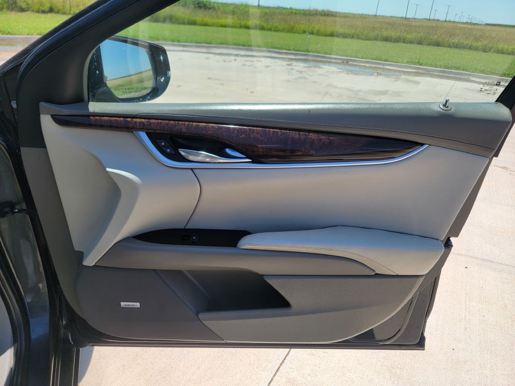 2013 Cadillac XTS Image 14