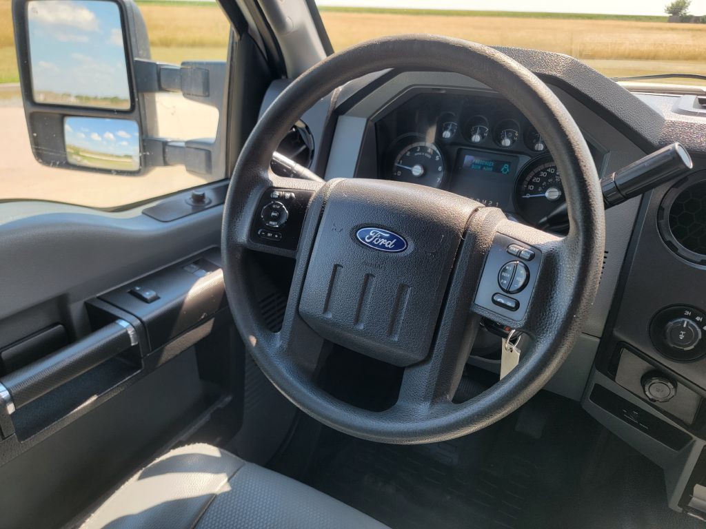 2012 Ford F-250 Image 17