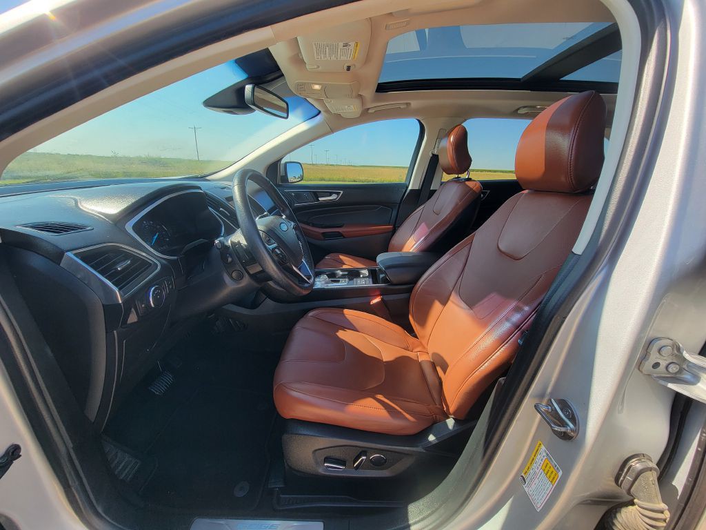 2019 Ford Edge Image 7