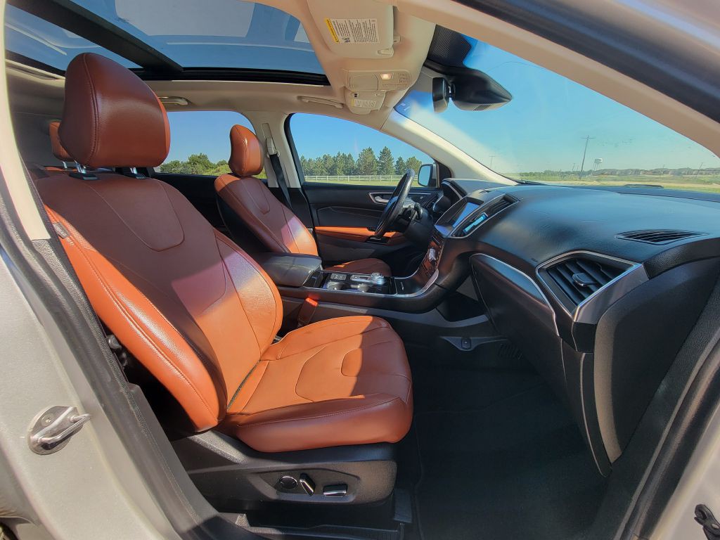 2019 Ford Edge Image 14