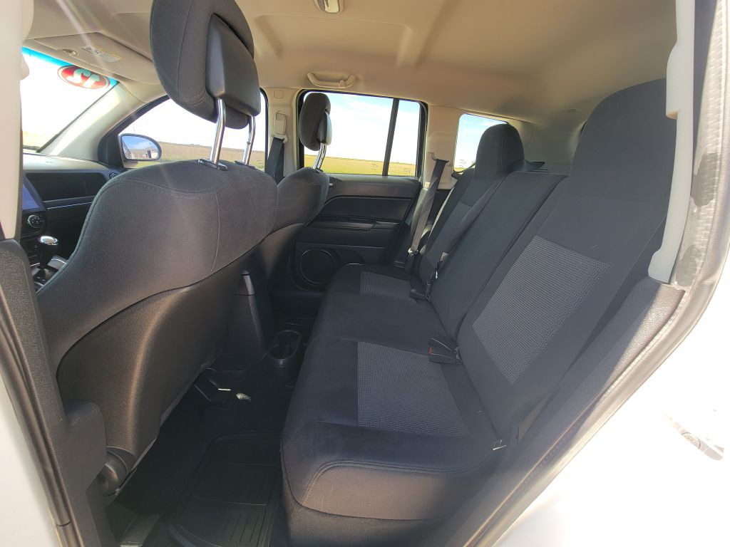 2012 Jeep Compass Image 9