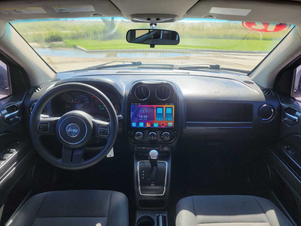 2012 Jeep Compass Image 17