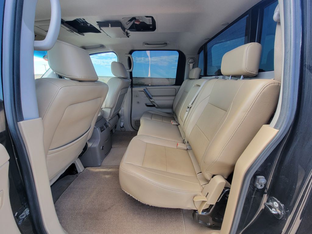 2008 Nissan Titan Image 9