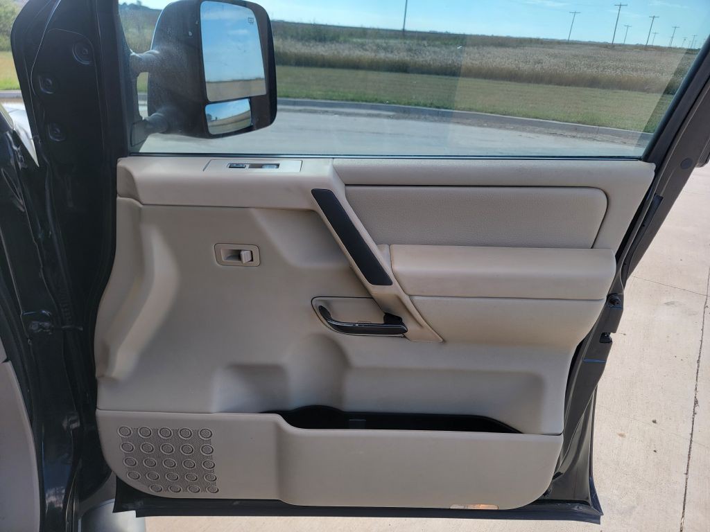 2008 Nissan Titan Image 14