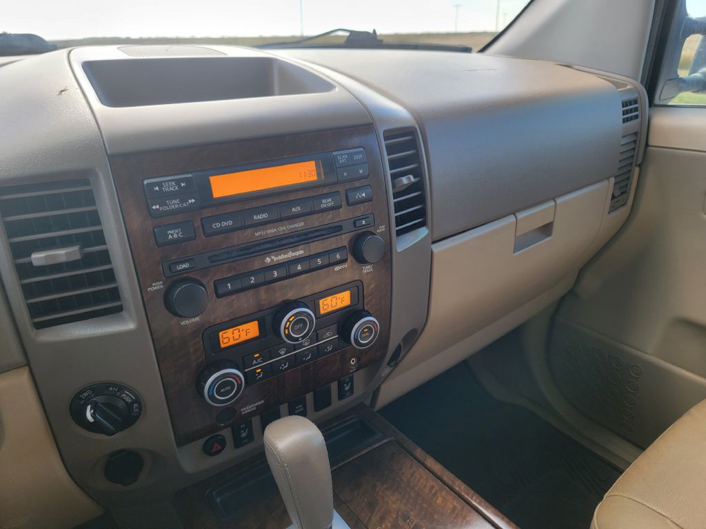 2008 Nissan Titan Image 19