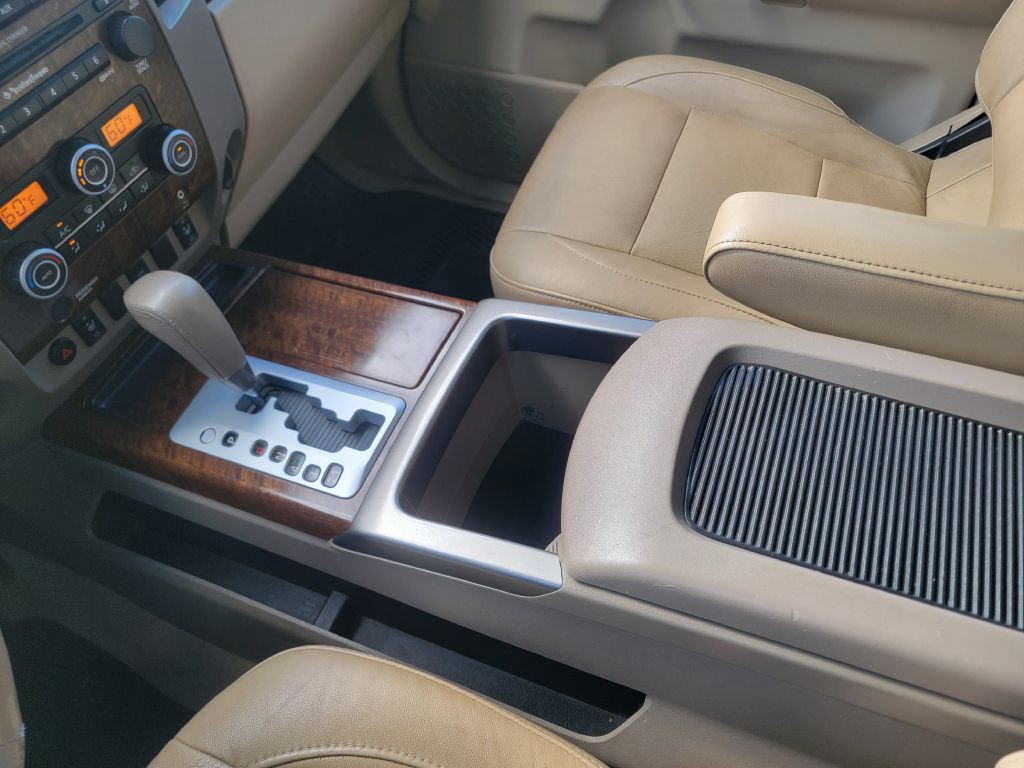 2008 Nissan Titan Image 20