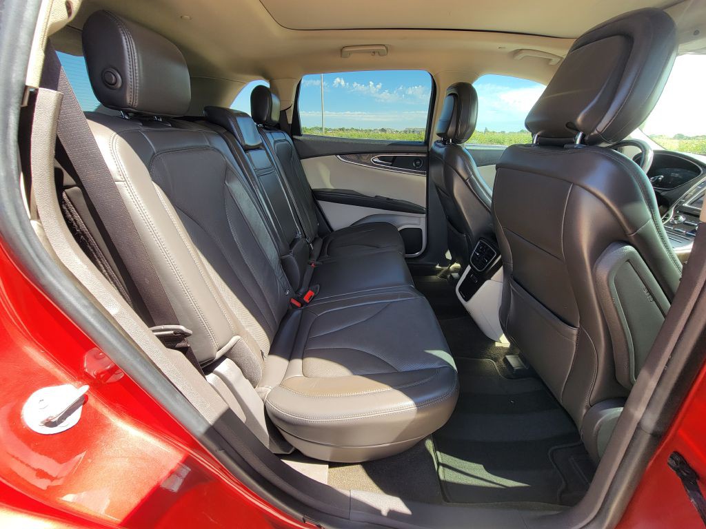 2020 Lincoln Nautilus Image 12