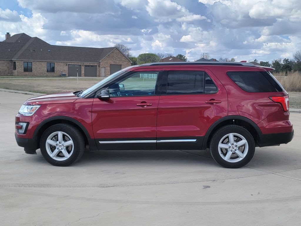2016 Ford Explorer Image 6