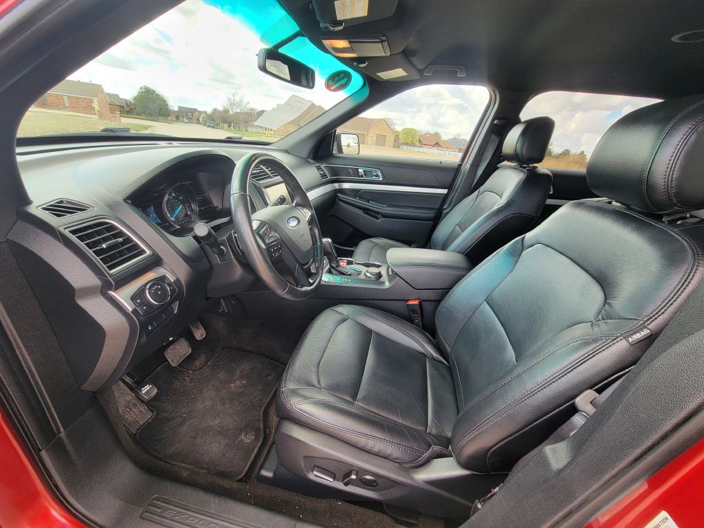 2016 Ford Explorer Image 7