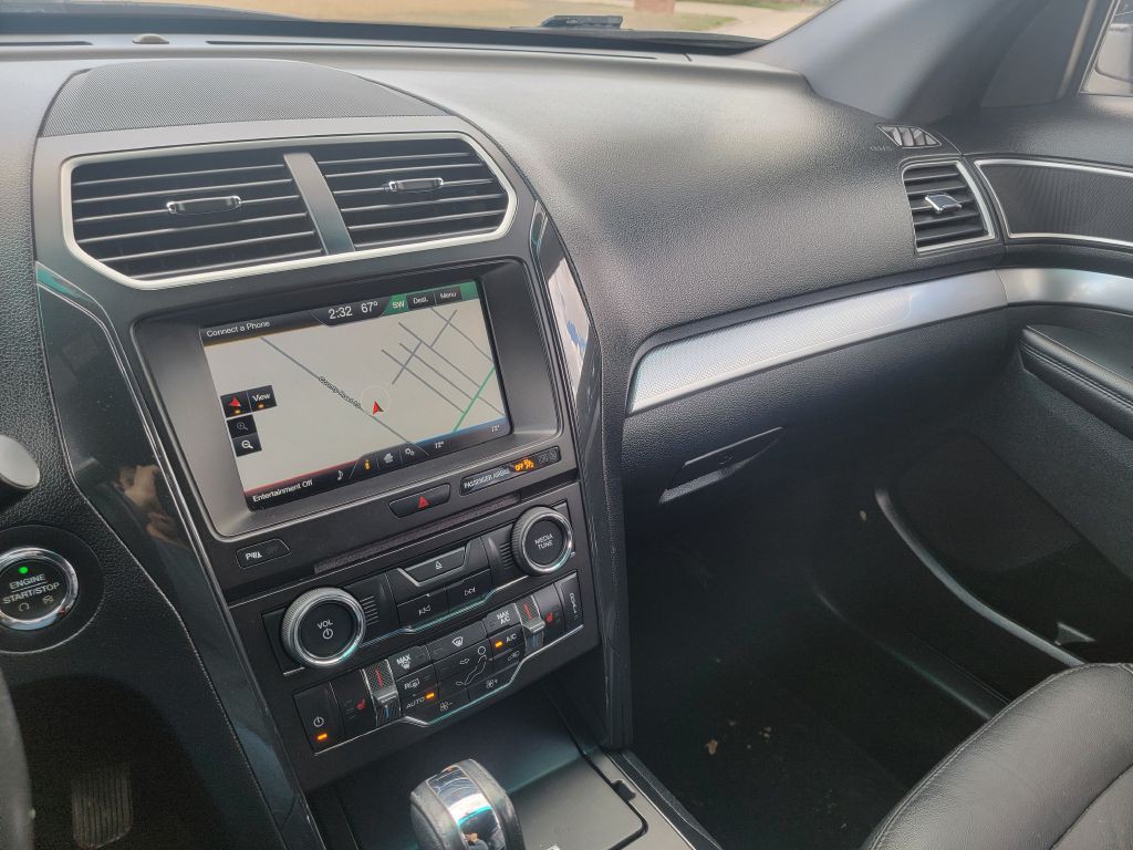 2016 Ford Explorer Image 21