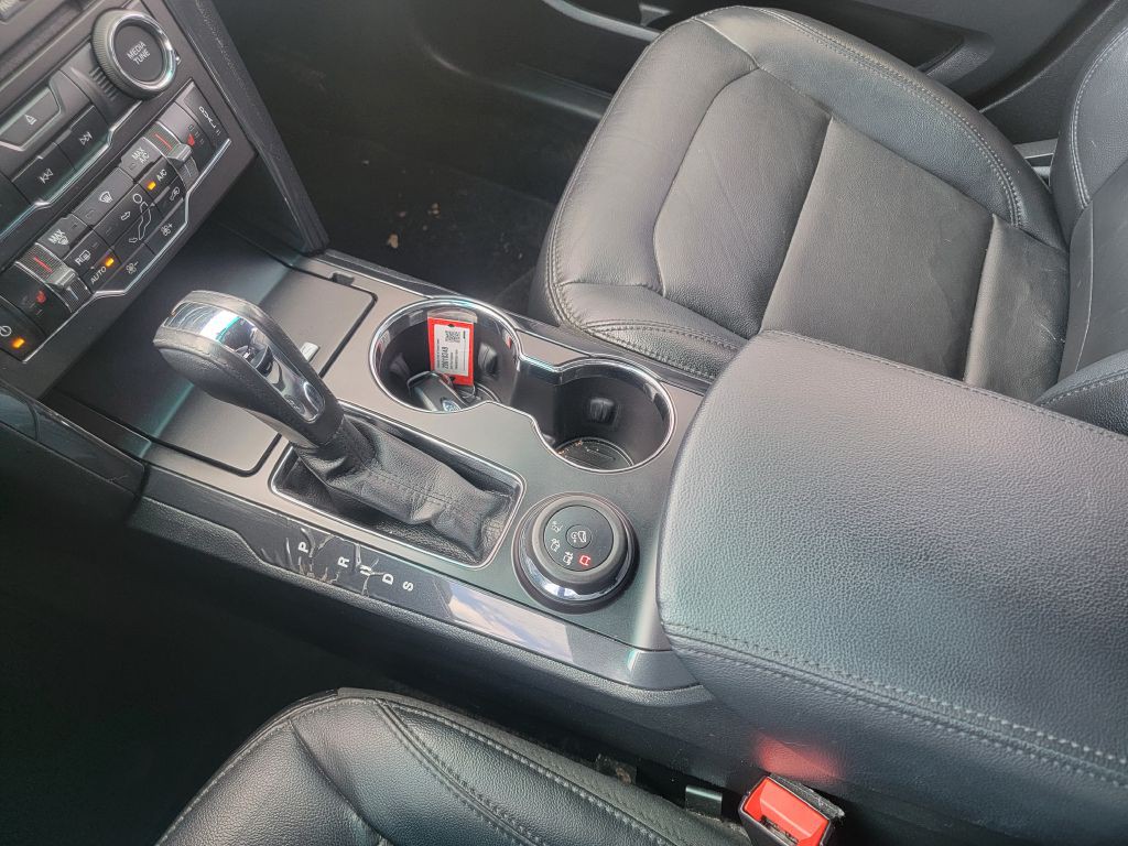 2016 Ford Explorer Image 22