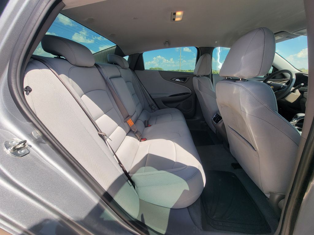 2023 Chevrolet Malibu Image 11
