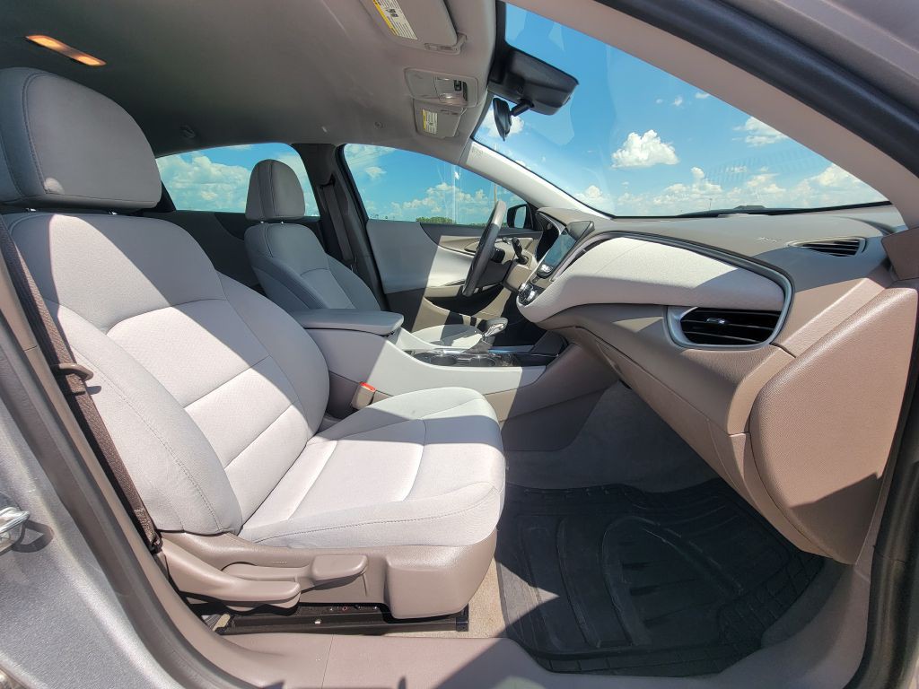 2023 Chevrolet Malibu Image 13