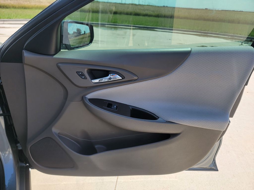 2023 Chevrolet Malibu Image 14