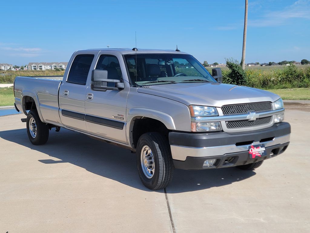 2004 Chevrolet Silverado 1500 Image 2