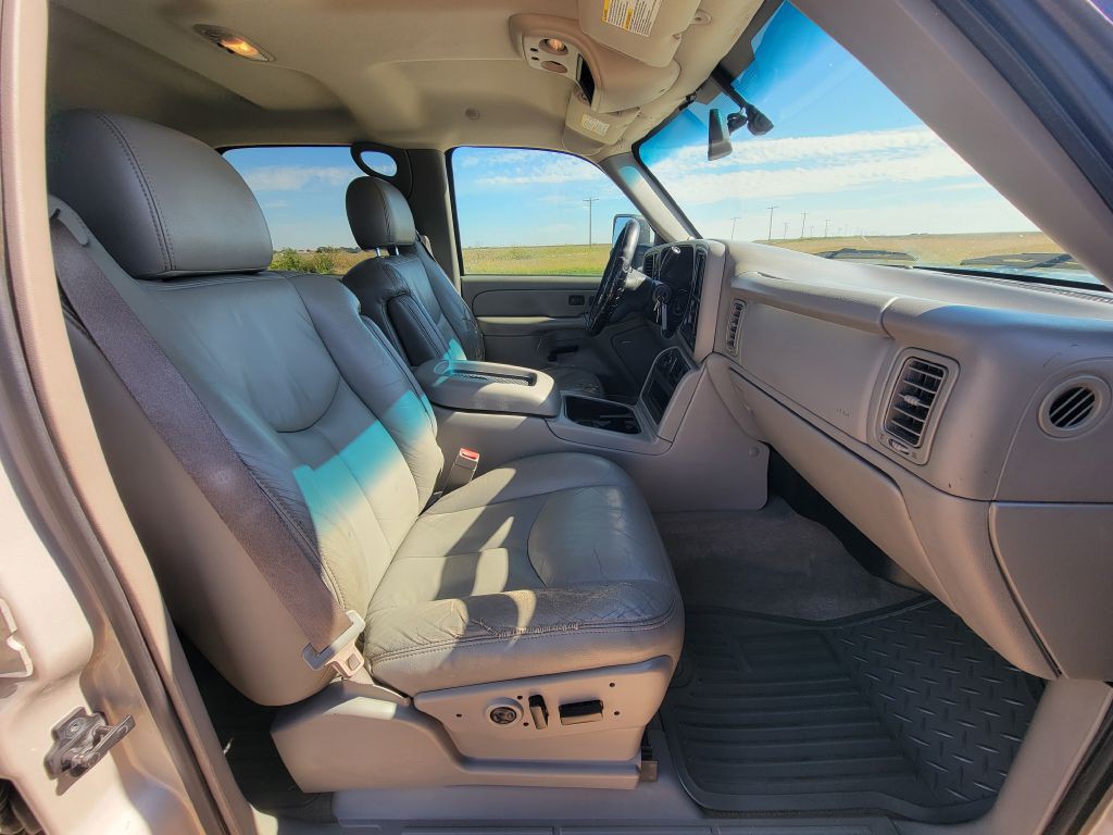 2004 Chevrolet Silverado 1500 Image 13