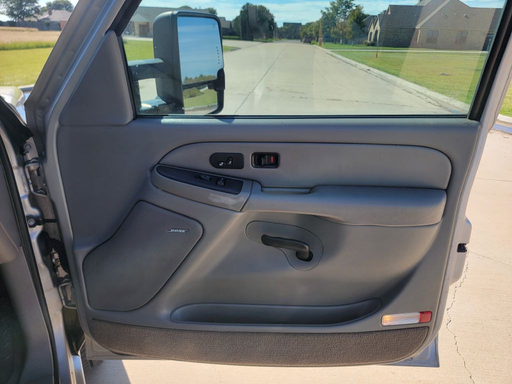 2004 Chevrolet Silverado 1500 Image 14
