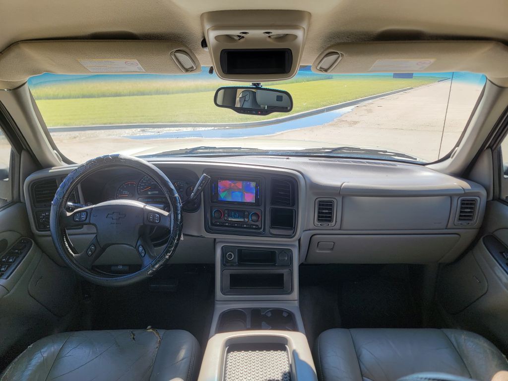 2004 Chevrolet Silverado 1500 Image 16
