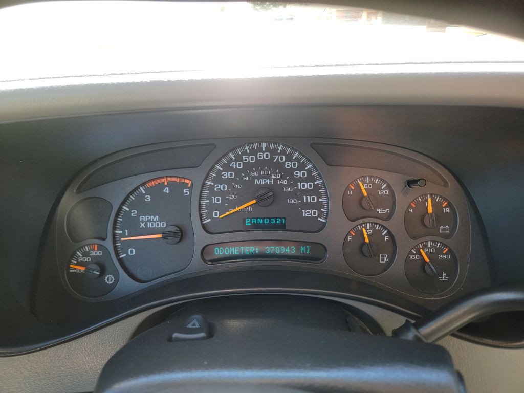 2004 Chevrolet Silverado 1500 Image 18