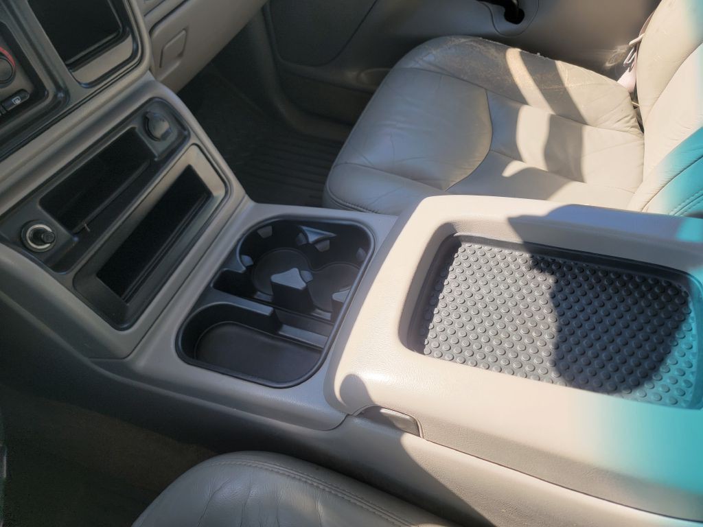 2004 Chevrolet Silverado 1500 Image 20