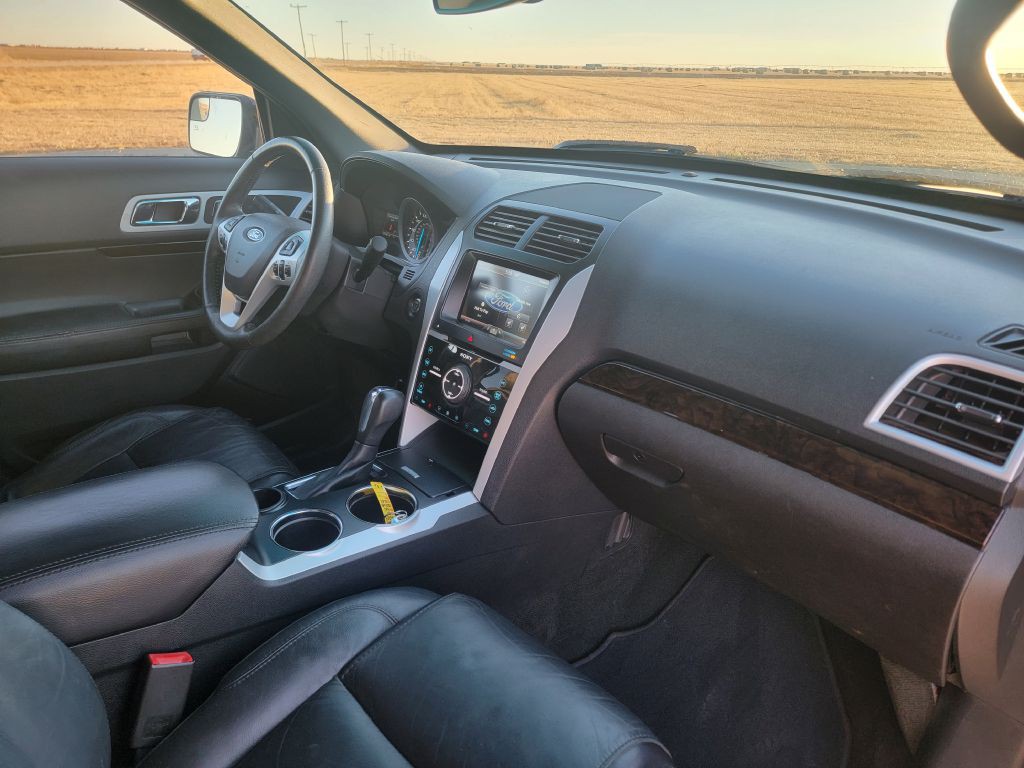 2014 Ford Explorer Image 17