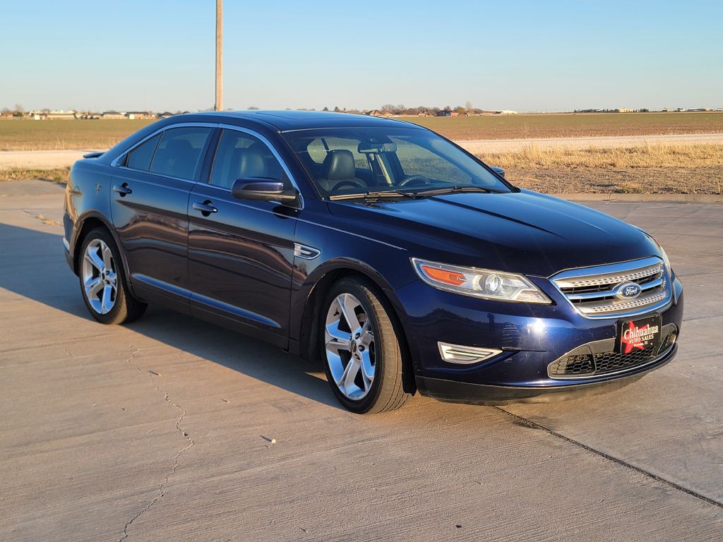 2011 Ford Taurus Image 2