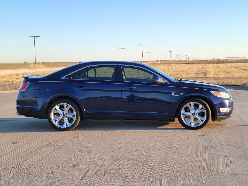 2011 Ford Taurus Image 3