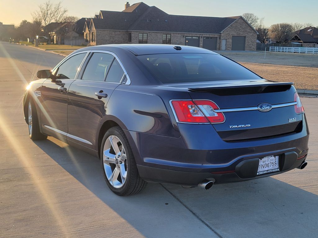 2011 Ford Taurus Image 5