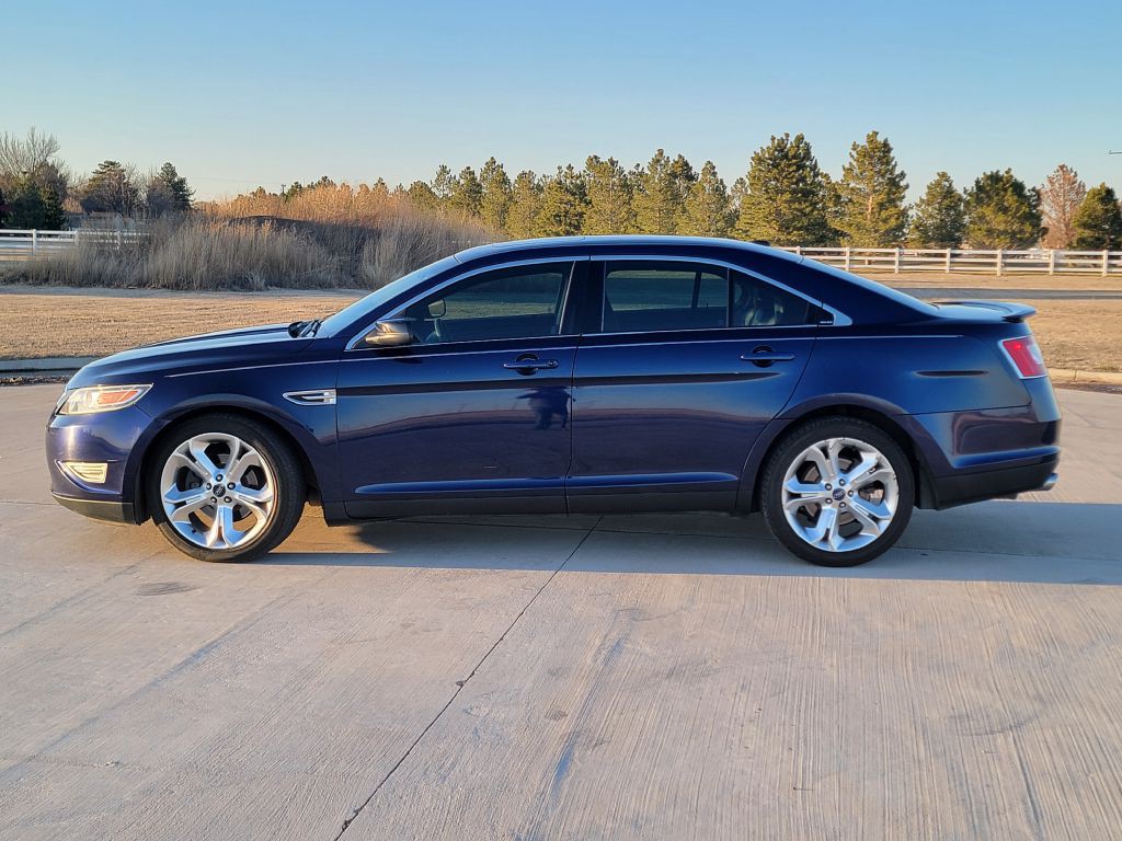 2011 Ford Taurus Image 6