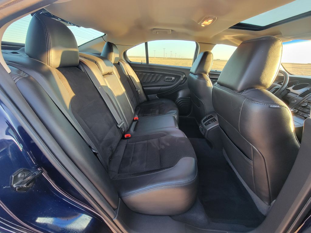 2011 Ford Taurus Image 11