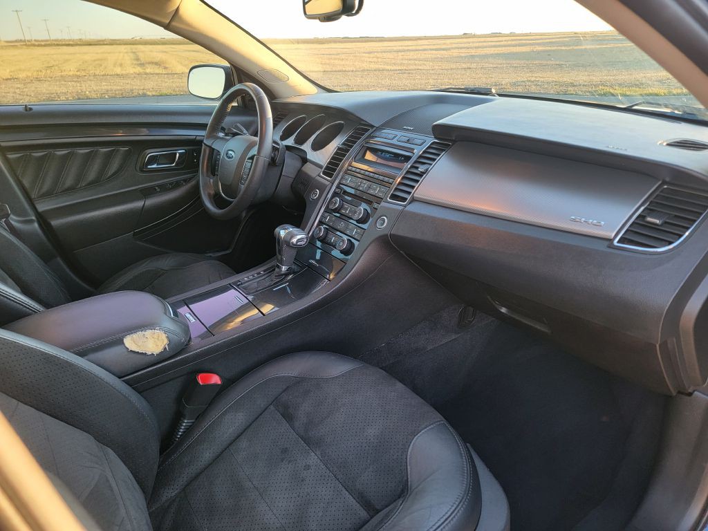 2011 Ford Taurus Image 15