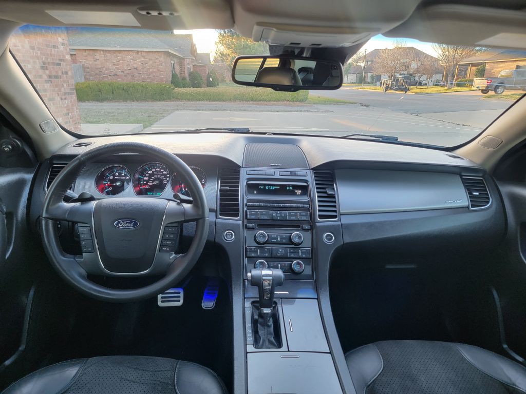 2011 Ford Taurus Image 16