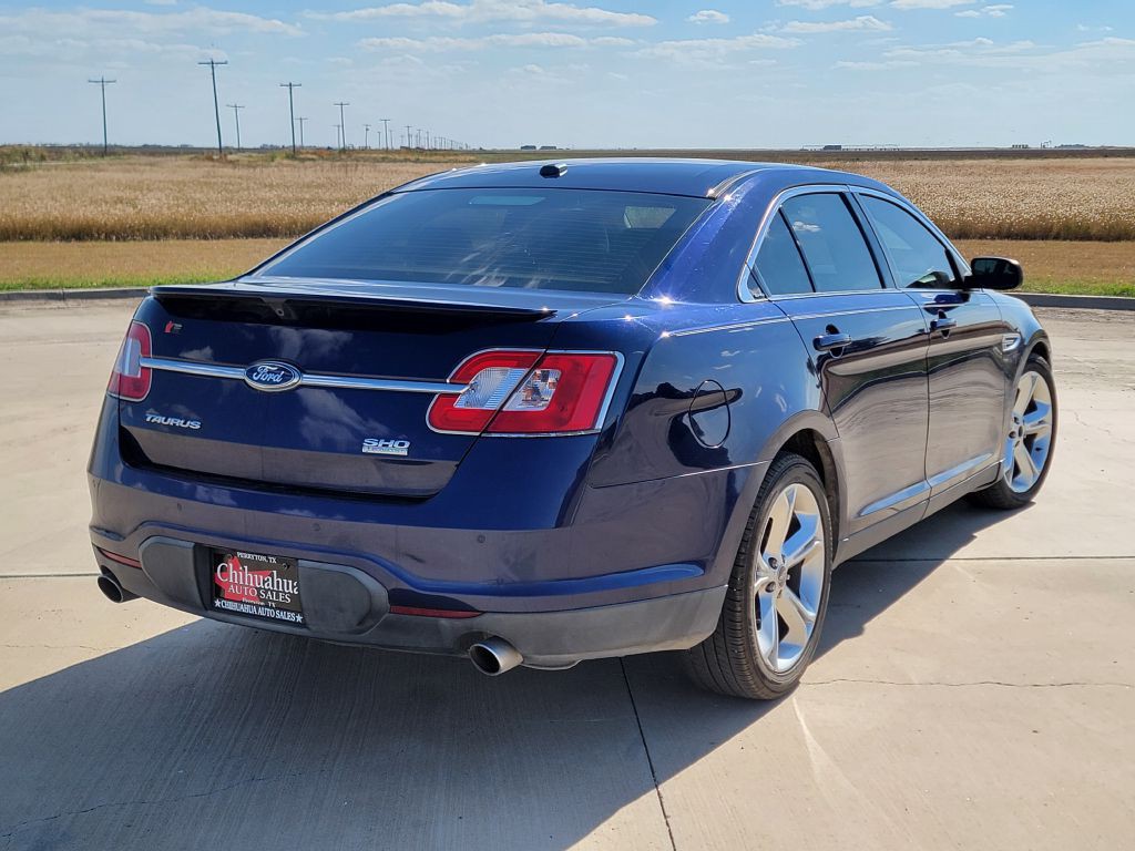 2011 Ford Taurus Image 4