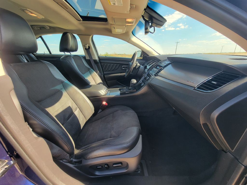 2011 Ford Taurus Image 13