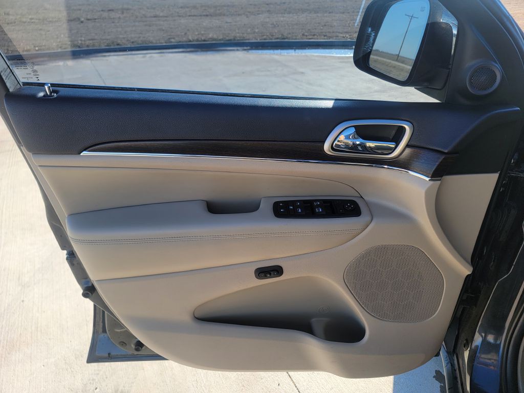 2014 Jeep Grand Cherokee Image 8