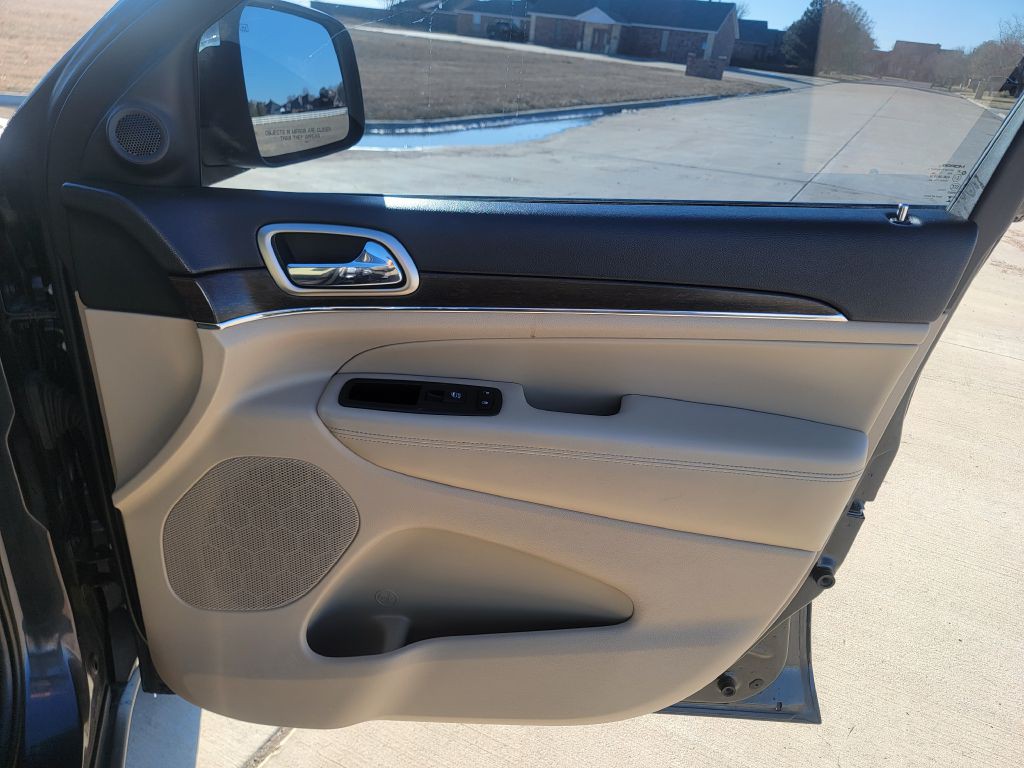 2014 Jeep Grand Cherokee Image 15