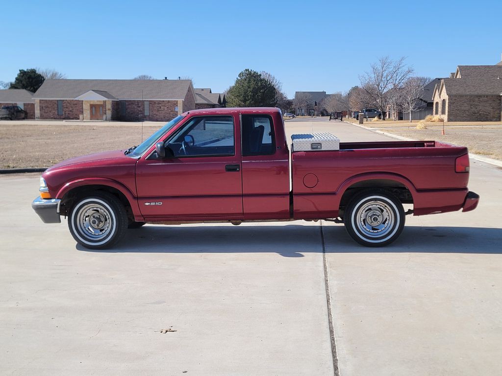 1998 Chevrolet S10 Image 6