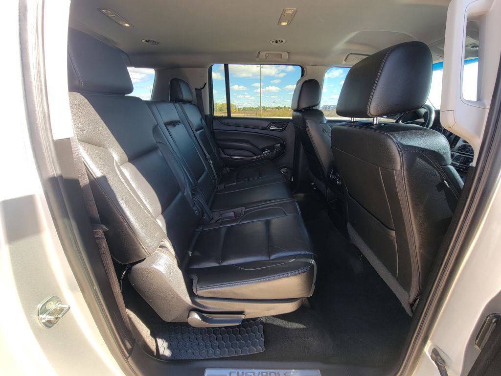 2018 Chevrolet Suburban Image 13