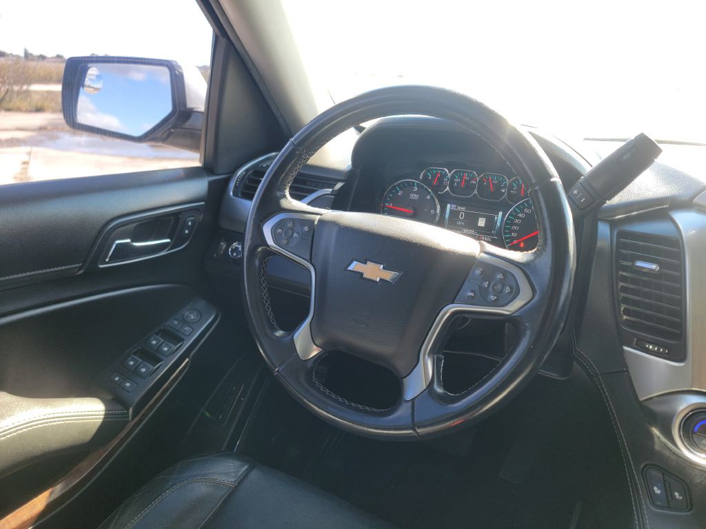 2018 Chevrolet Suburban Image 19